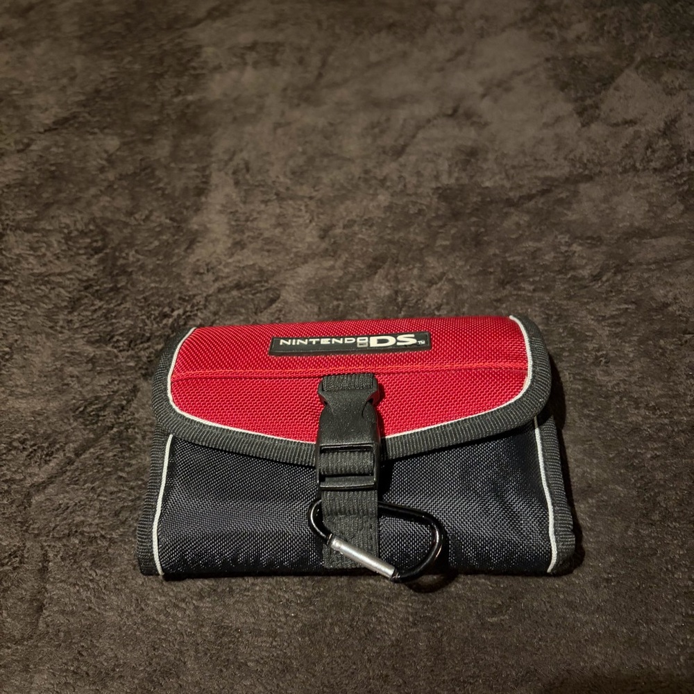 Nintendo DS Red Switch N Carry Travel Bag Case
